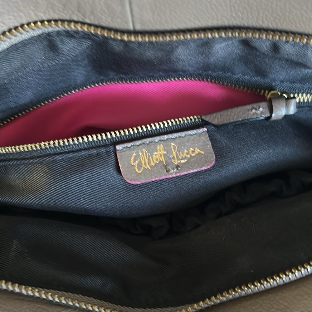 ELLIOT LUCCA GENUINE LEATHER SATCHEL BAG - Picture 7 of 9